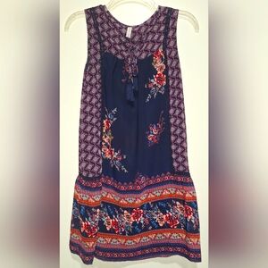 FLORAL TIE FRONT MIDI DRESS.